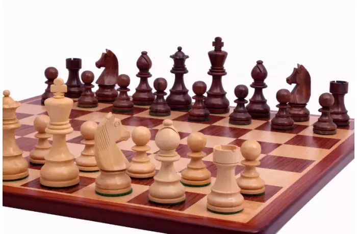 Deska szachowa nr 5 (bez opisu, okrągłe rogi) paduk/klon (Nowość)